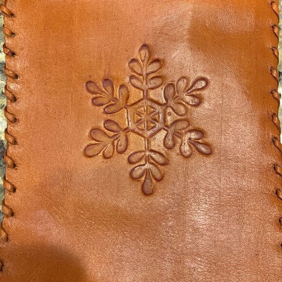 ‎Vintage Leather boho Handmade Christmas Snowflake Brown Fur Tooled Stocking - Picture 4 of 11